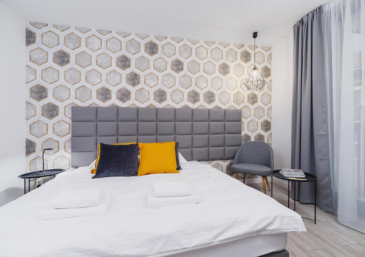 Wow! Aparthotel By Krakowmyplace ภายนอก รูปภาพ
