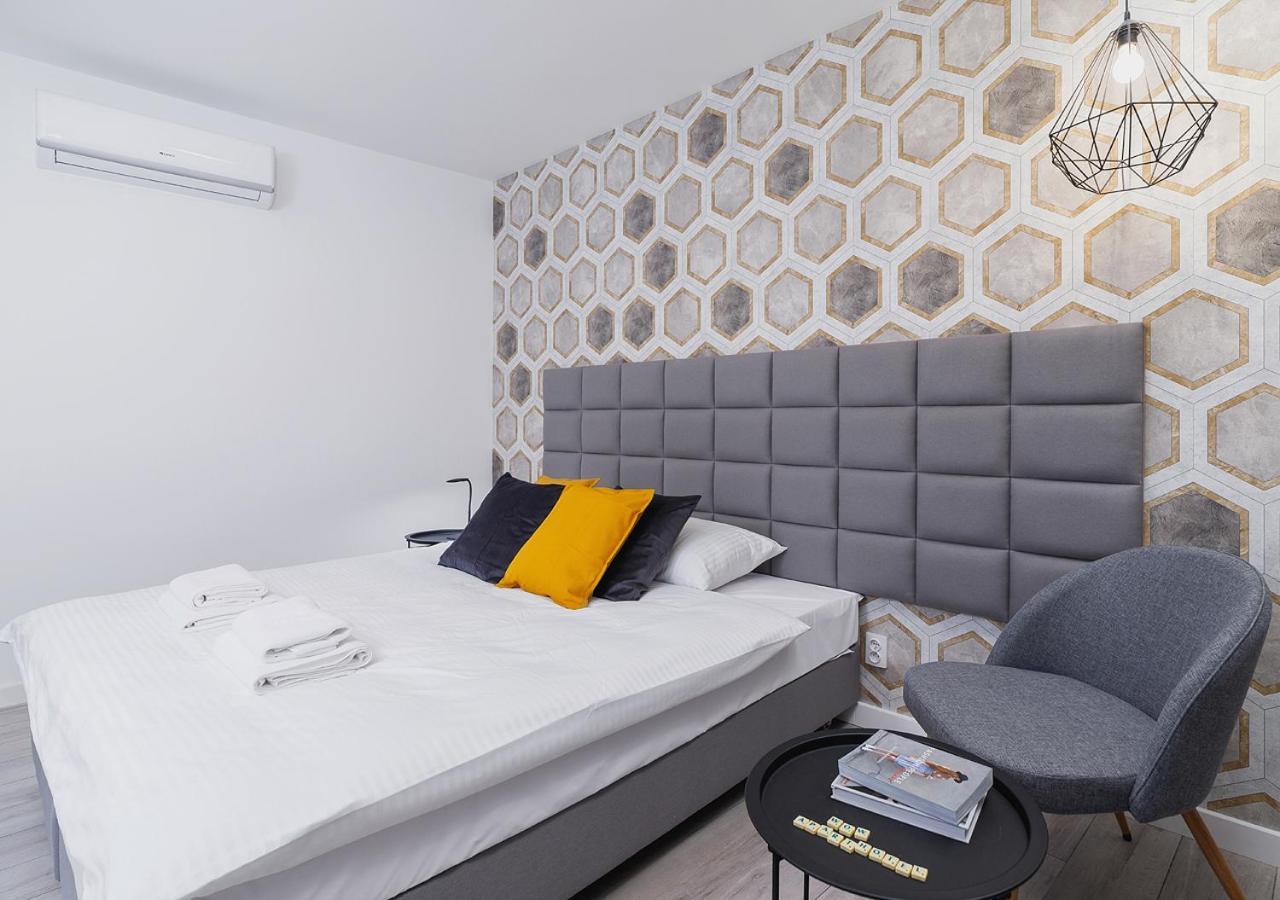 Wow! Aparthotel By Krakowmyplace ภายนอก รูปภาพ